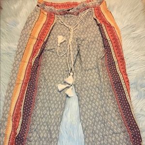 Linen tasseled pants